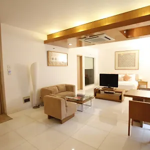 4* Hotel Platinum
